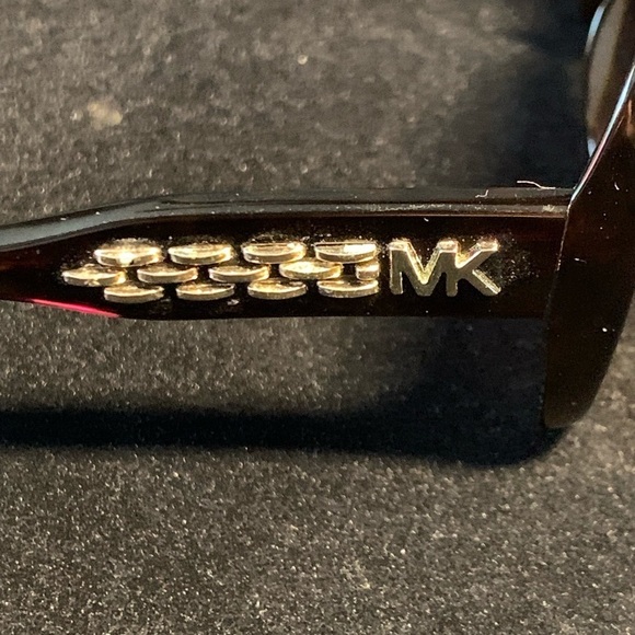 Michael Kors Sunglasses with hardshell case main image 5